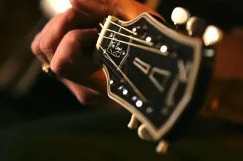 Ron Emory \'Loyalty\' Parlor Guitar - Rosewood Fretboard - Ash Butterscotch